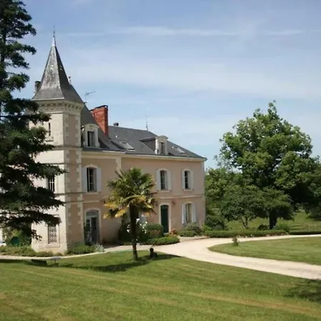 Villa Le Chateau De Monciaux Bourrou
